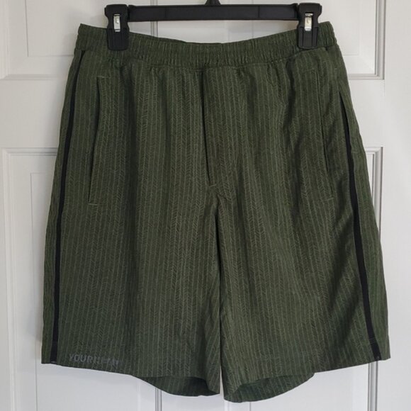 Lululemon Pace Breaker 9in Olive Green Men's Shorts Sz M - Picture 1 of 3